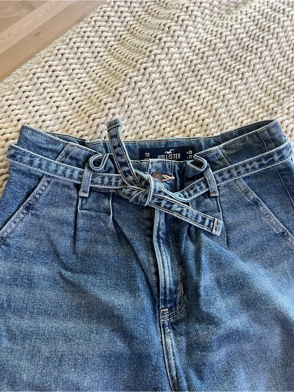 Hollister High-Waist Tie-Belt Jeans in Medium Blue